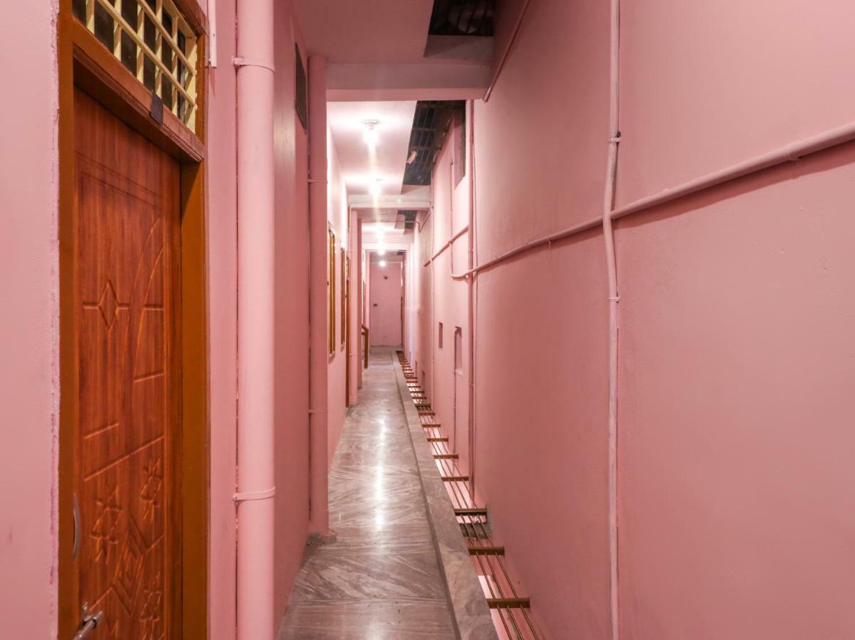 Oyo 46737 Sri Annamalai Residency Hotel Tiruvannāmalai Exterior foto